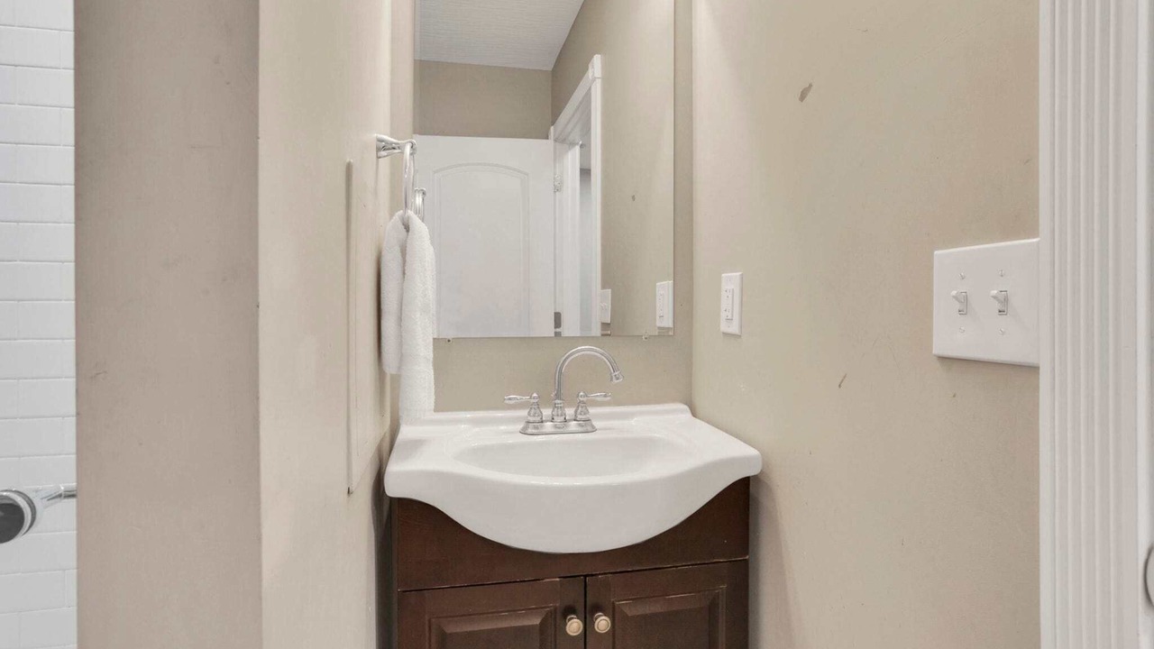 Photo of Bathroom in West Columbus