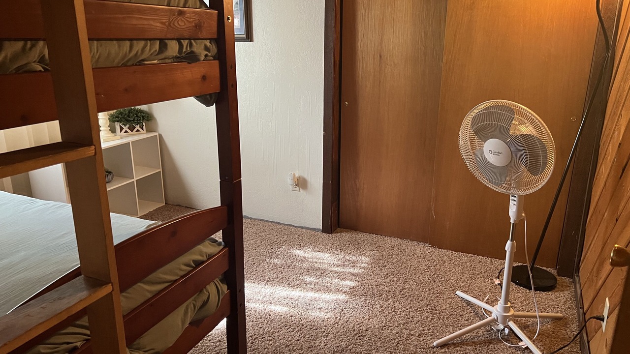 Photo of Bedroom in Green River