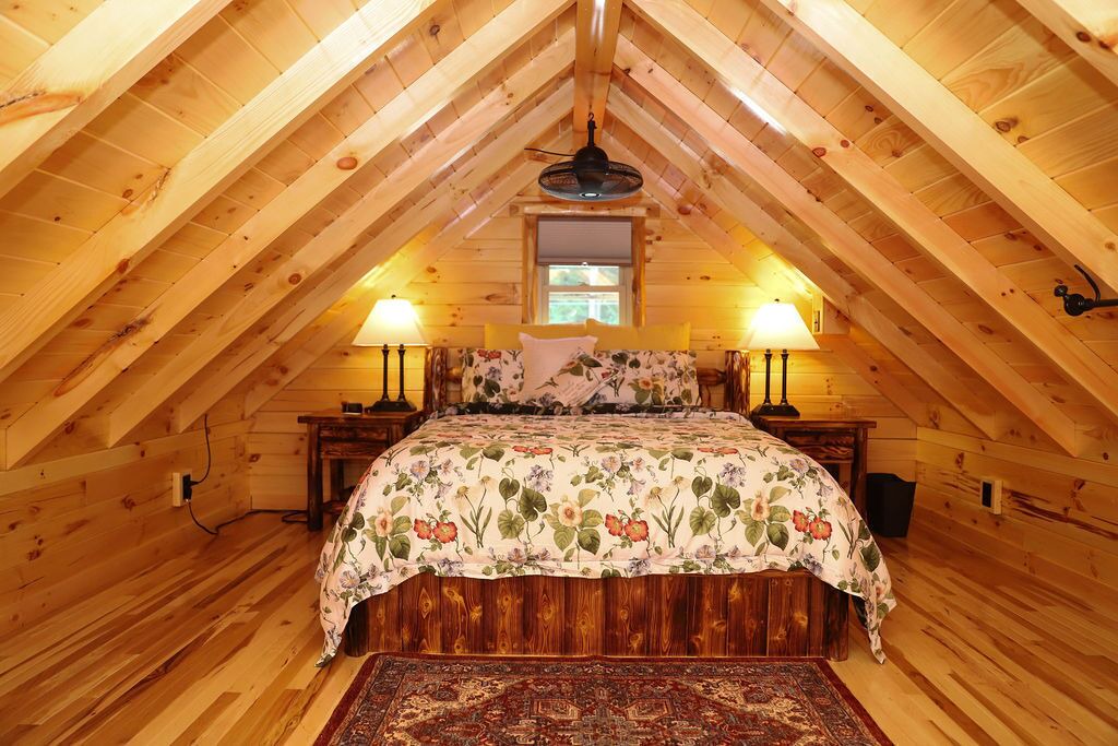 Photo of Bedroom in Millersburg