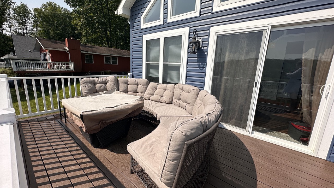 Photo of Patio Balcony in Treasure Lake