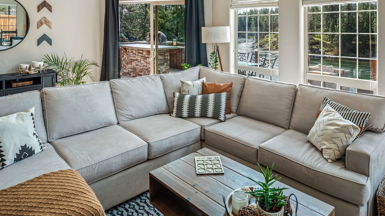 Photo of Livingroom in Post Falls