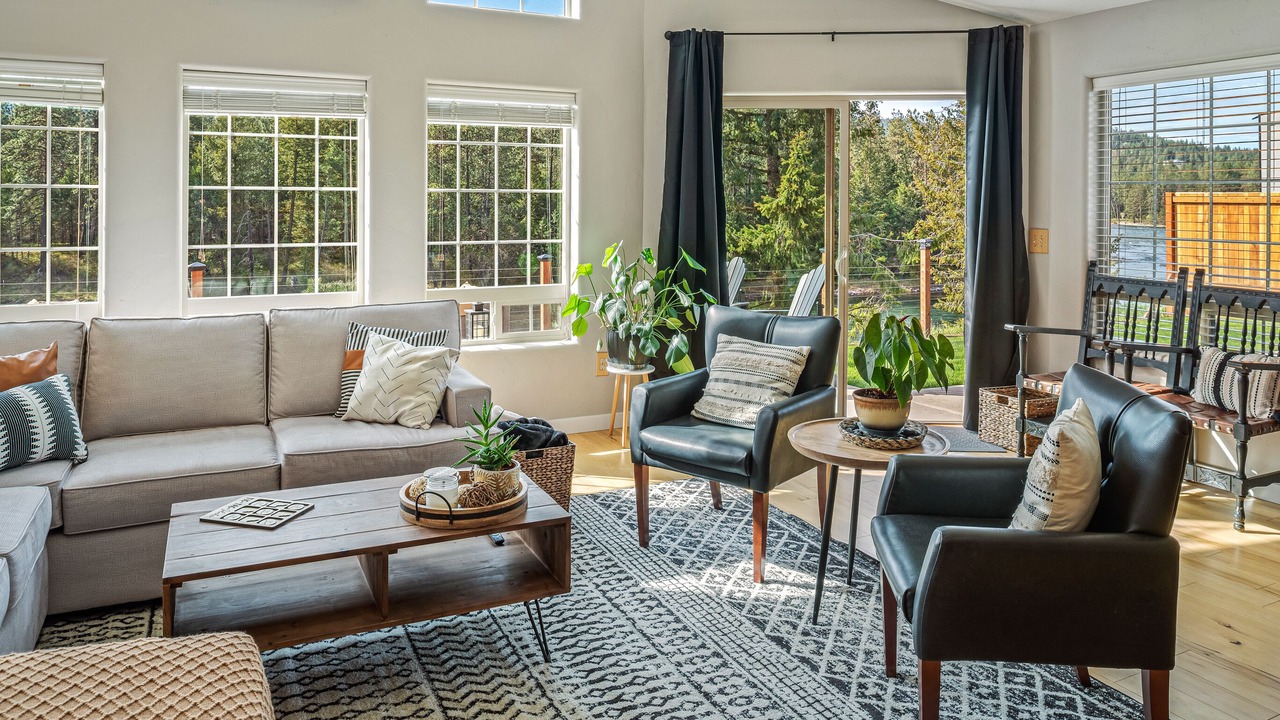 Photo of Livingroom in Post Falls