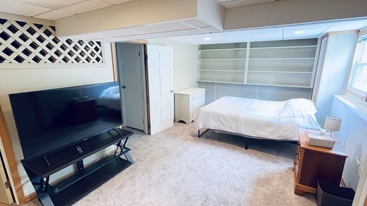 Photo of Bedroom in Geyser Crest