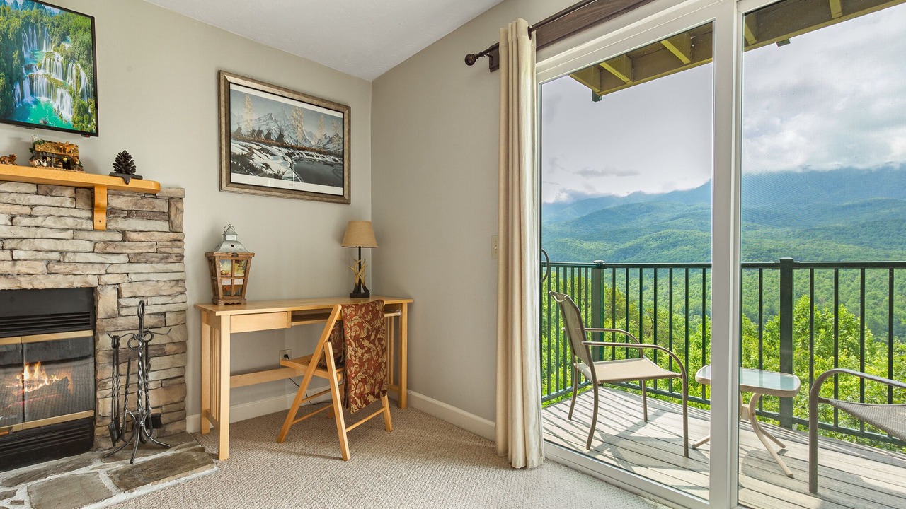 Photo of Bedroom in Gatlinburg - Pigeon Forge