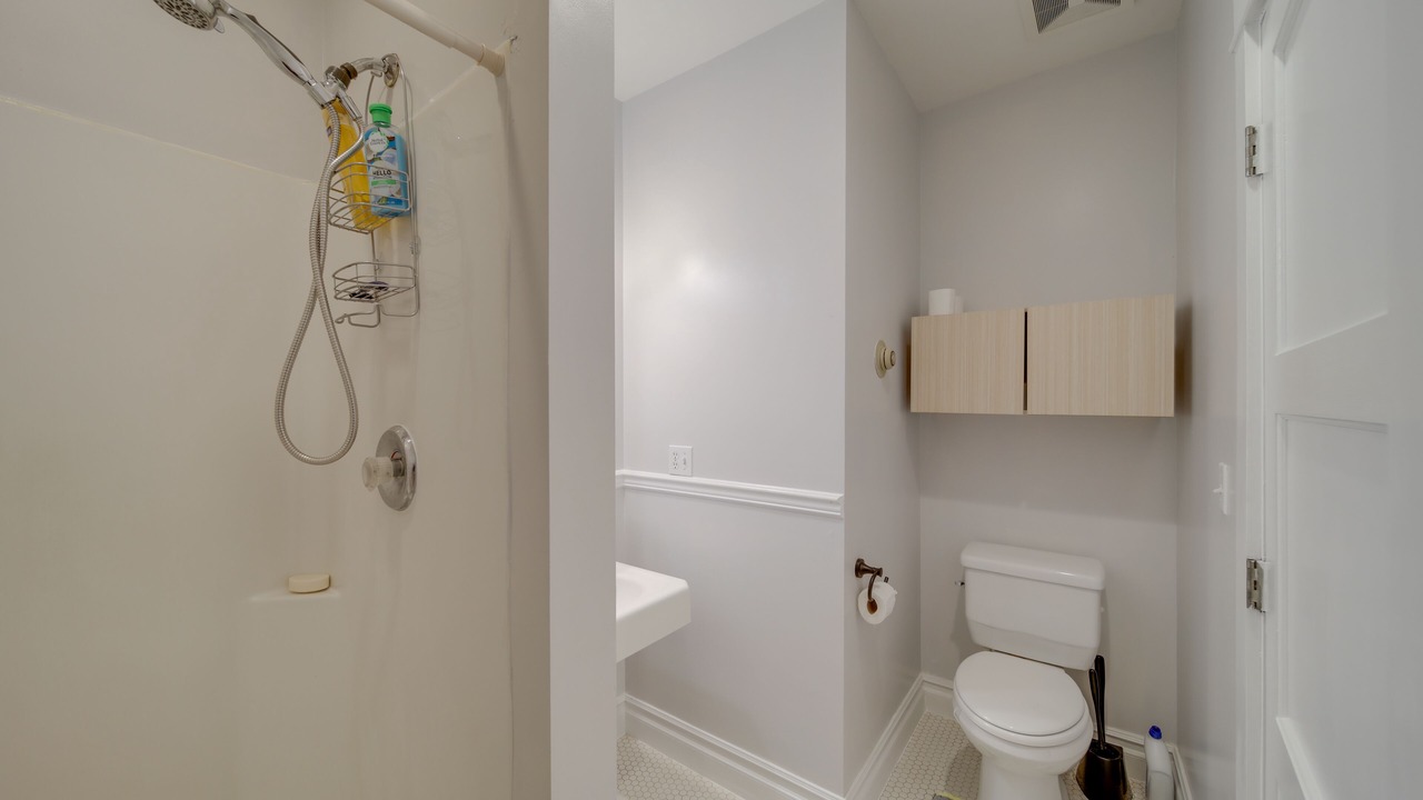 Photo of Bathroom in Loon Lake