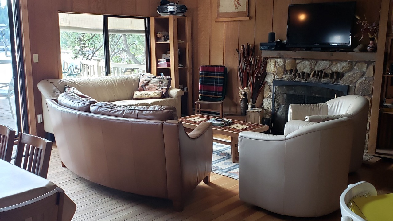 Photo of Livingroom in Rockford Bay
