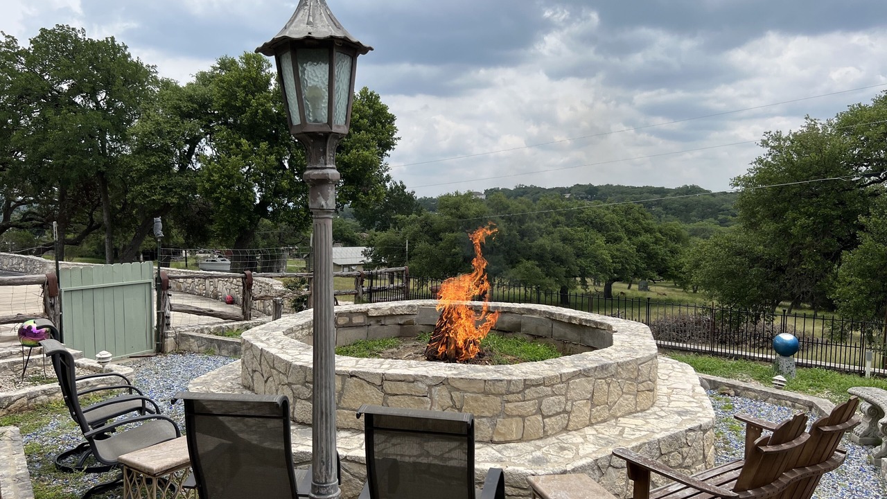Photo of Outdoor in Canyon Lake