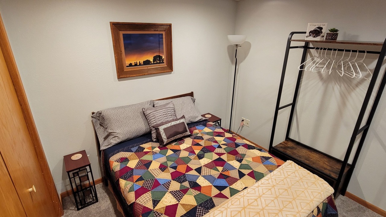 Photo of Bedroom in Summerset