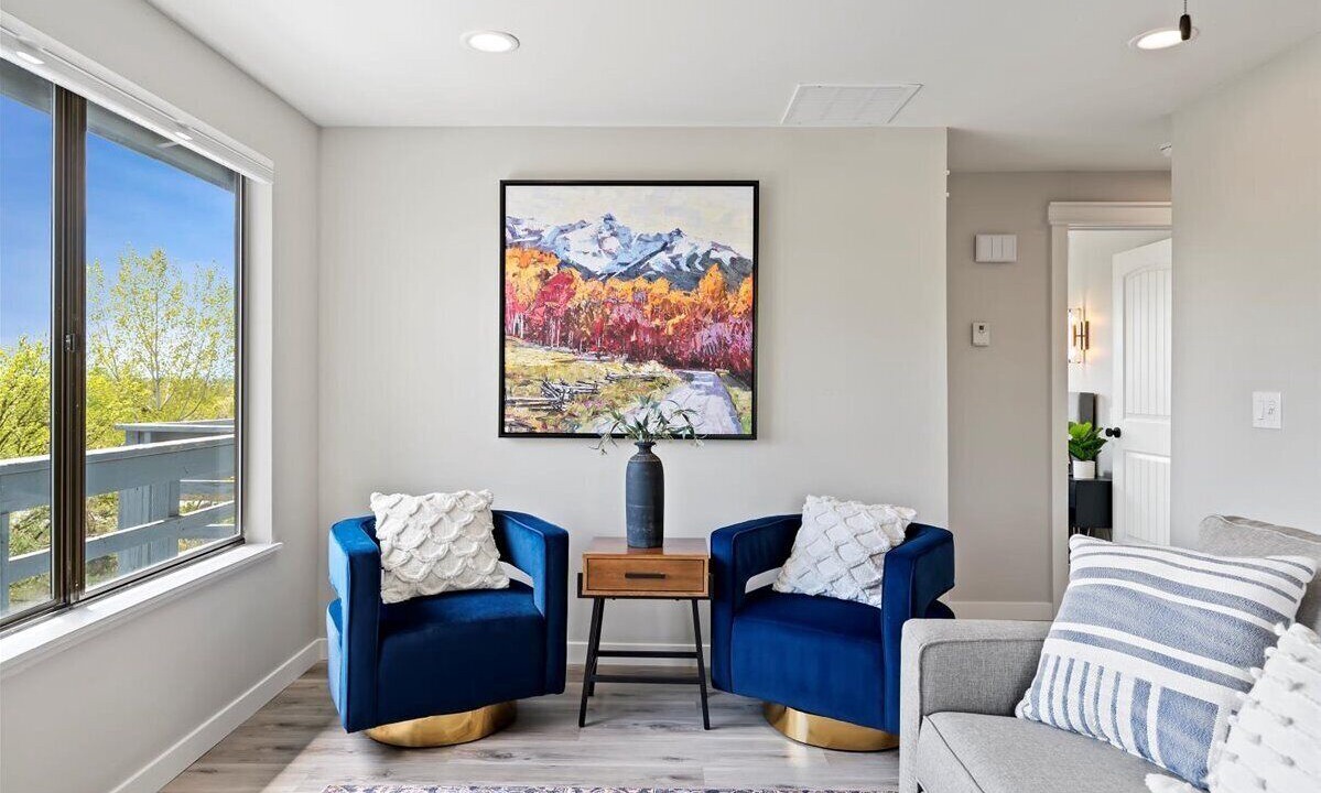 Photo of Livingroom in North End