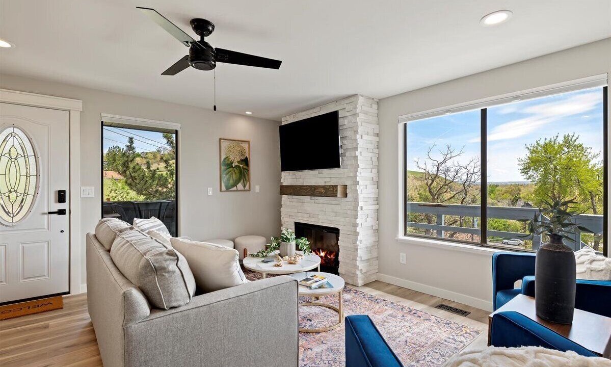Photo of Livingroom in North End