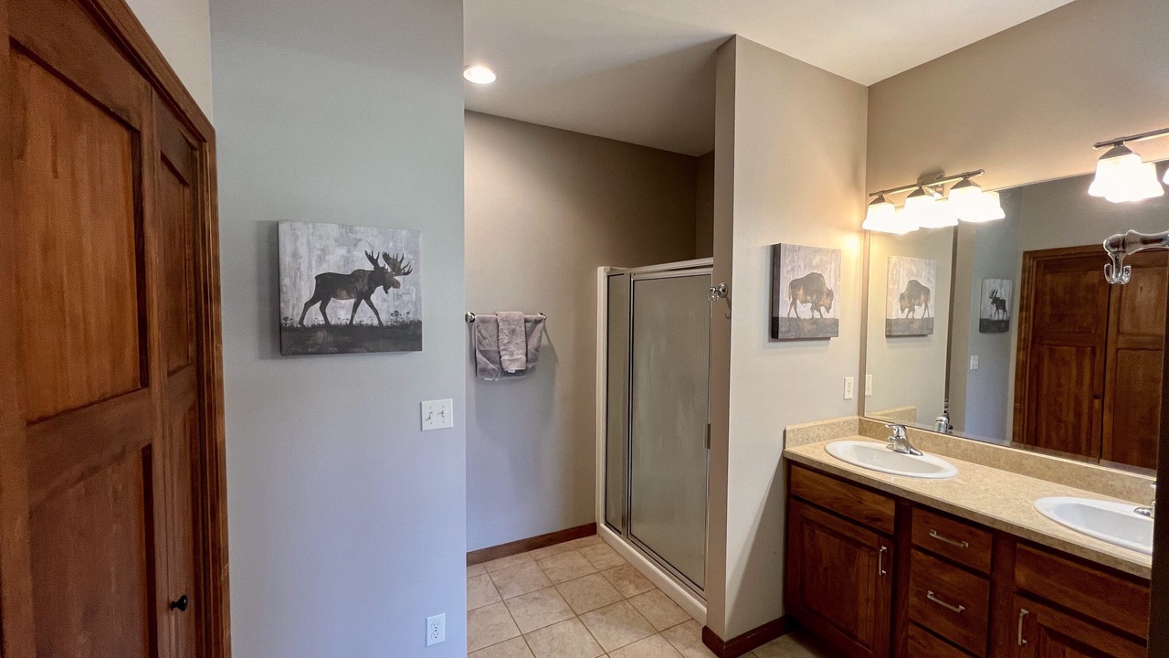 Photo of Bathroom in Greybull