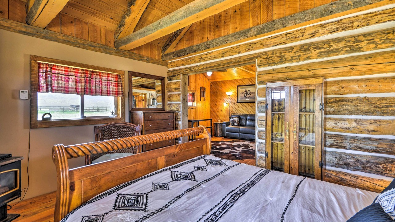 Photo of Bedroom in Clark