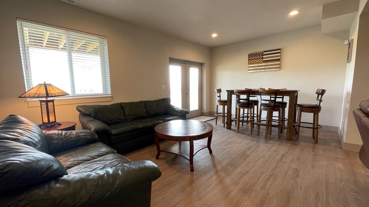 Photo of Livingroom in Sweetwater