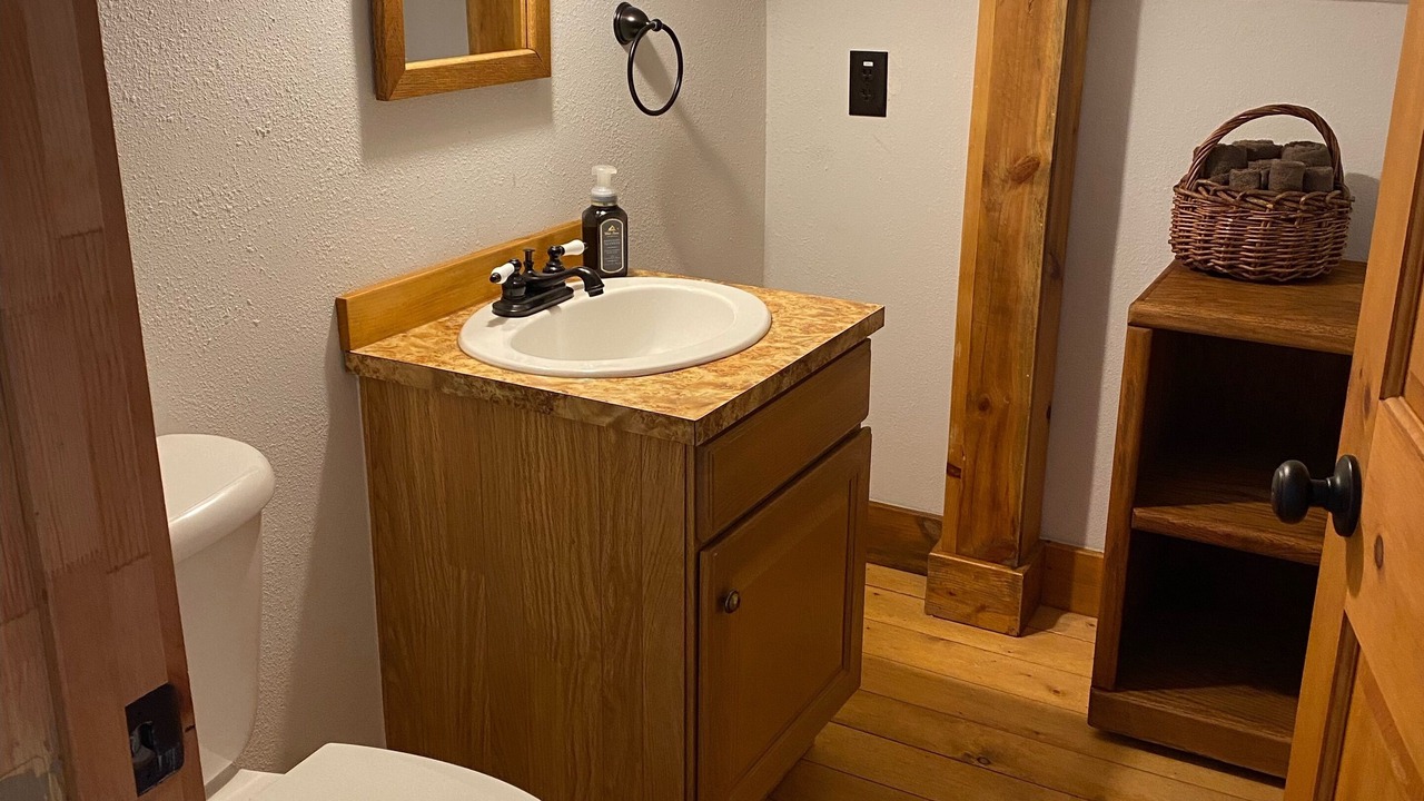 Photo of Bathroom in Woods Landing-Jelm