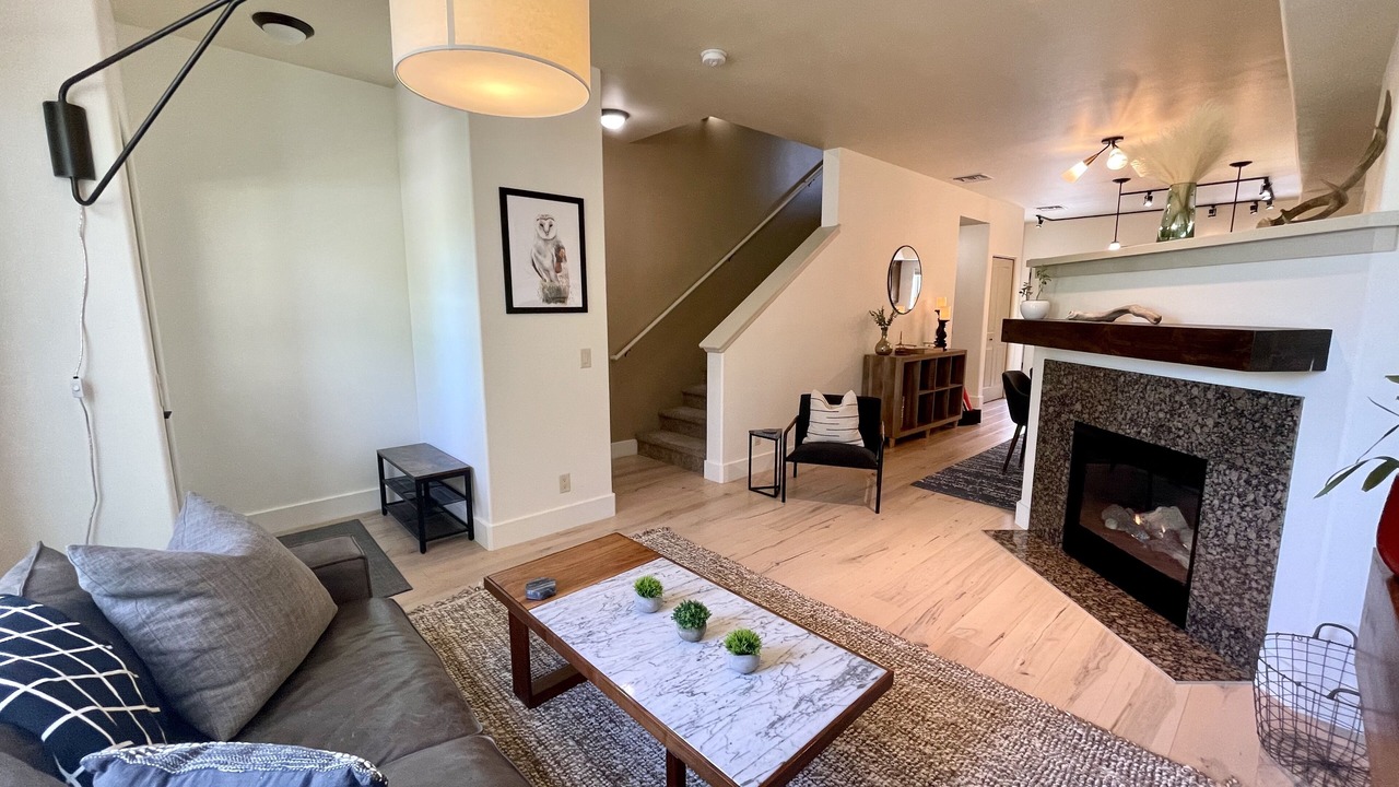 Photo of Livingroom in Hailey