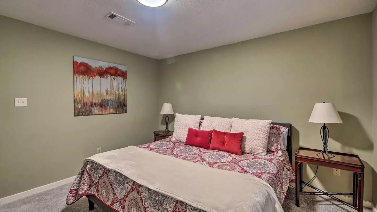Photo of Bedroom in Tougaloo
