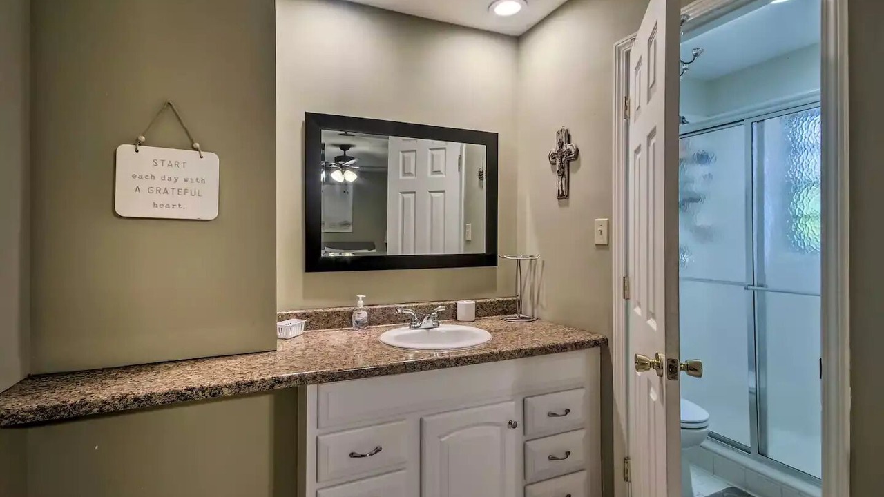 Photo of Bathroom in Tougaloo