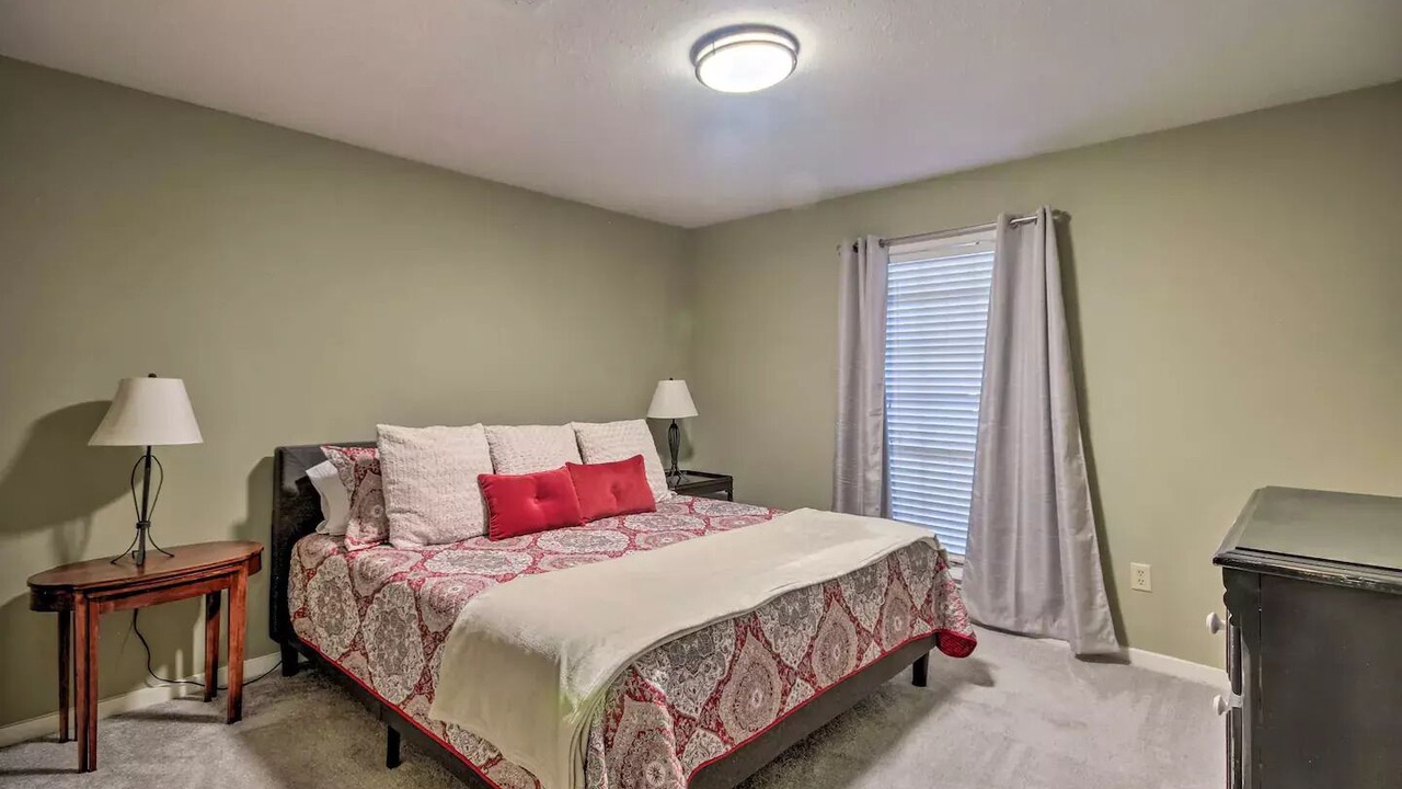 Photo of Bedroom in Tougaloo