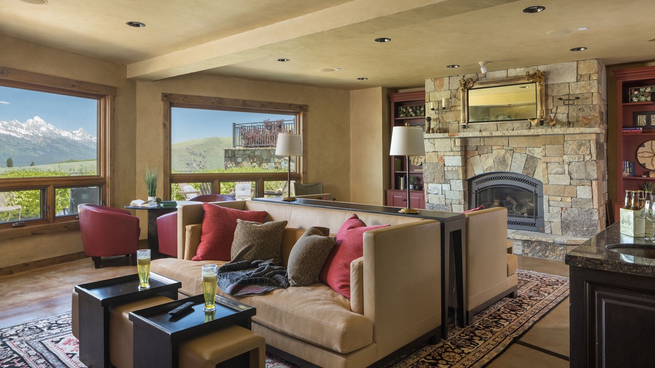 Photo of Livingroom in Spring Creek Ranch