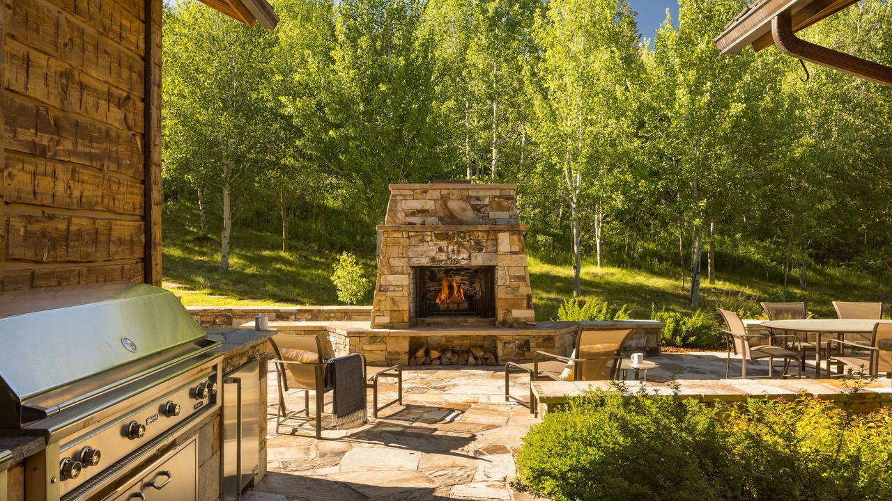 Photo of Livingroom in Spring Creek Ranch