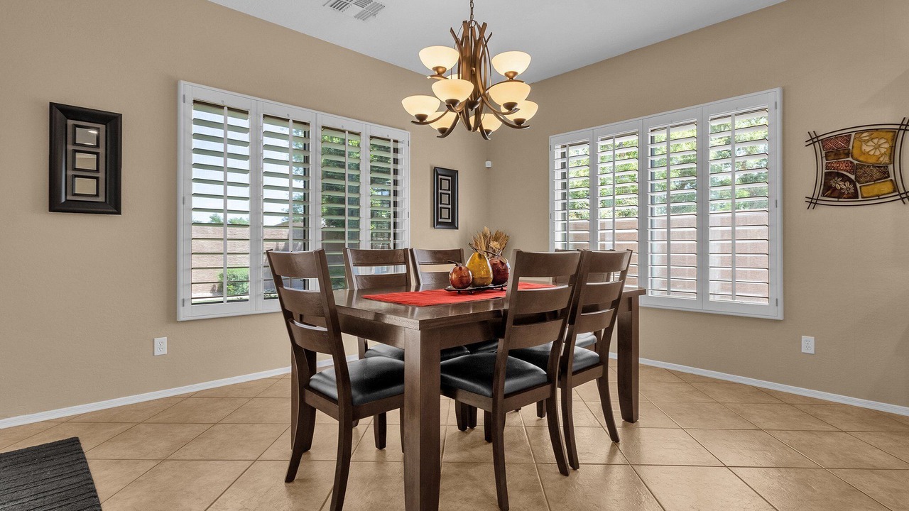 Photo of Livingroom in East Mesa