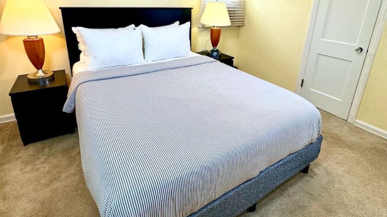 Photo of Bedroom in Euclid