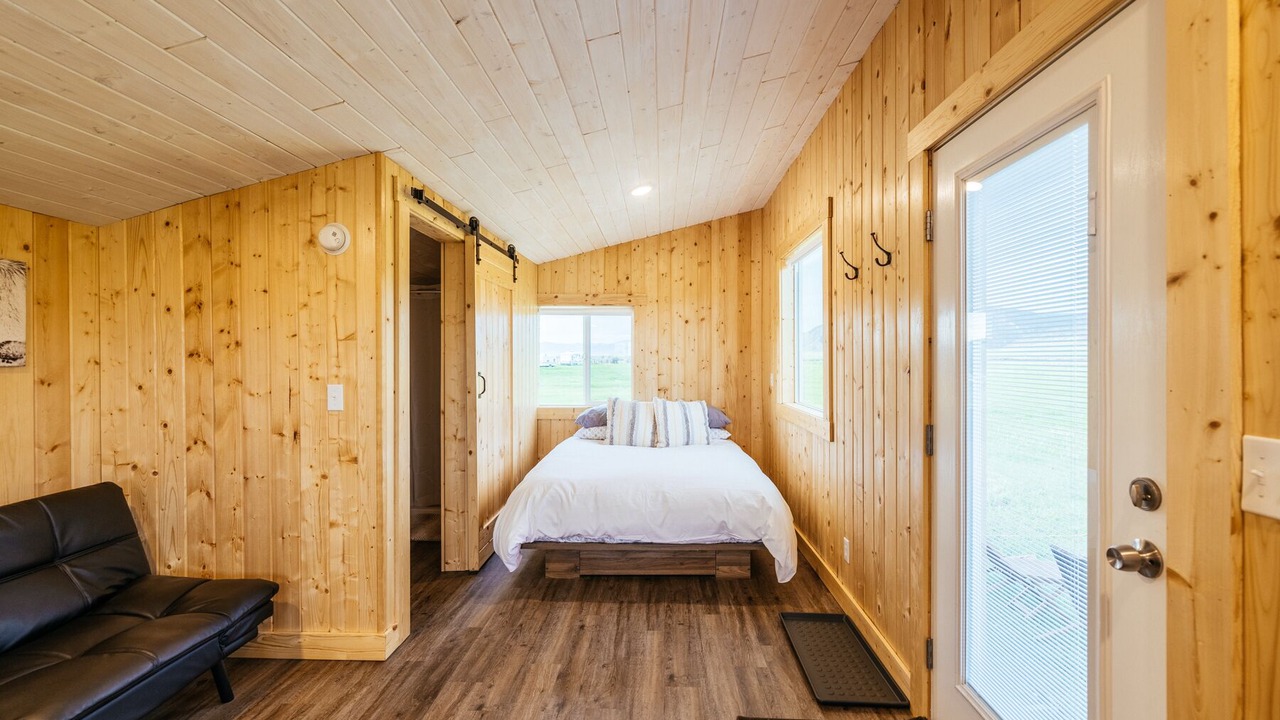 Photo of Bedroom in Whitehall