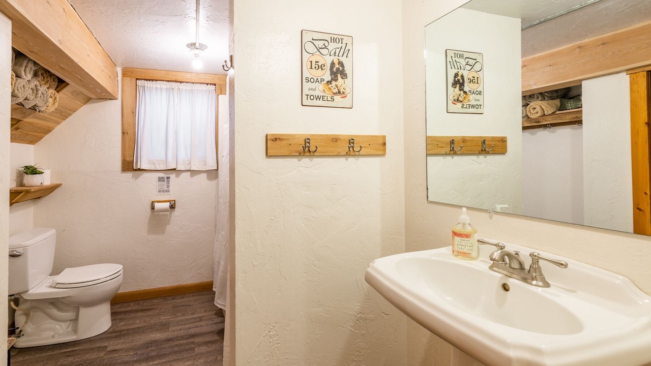 Photo of Bathroom in Whitehall