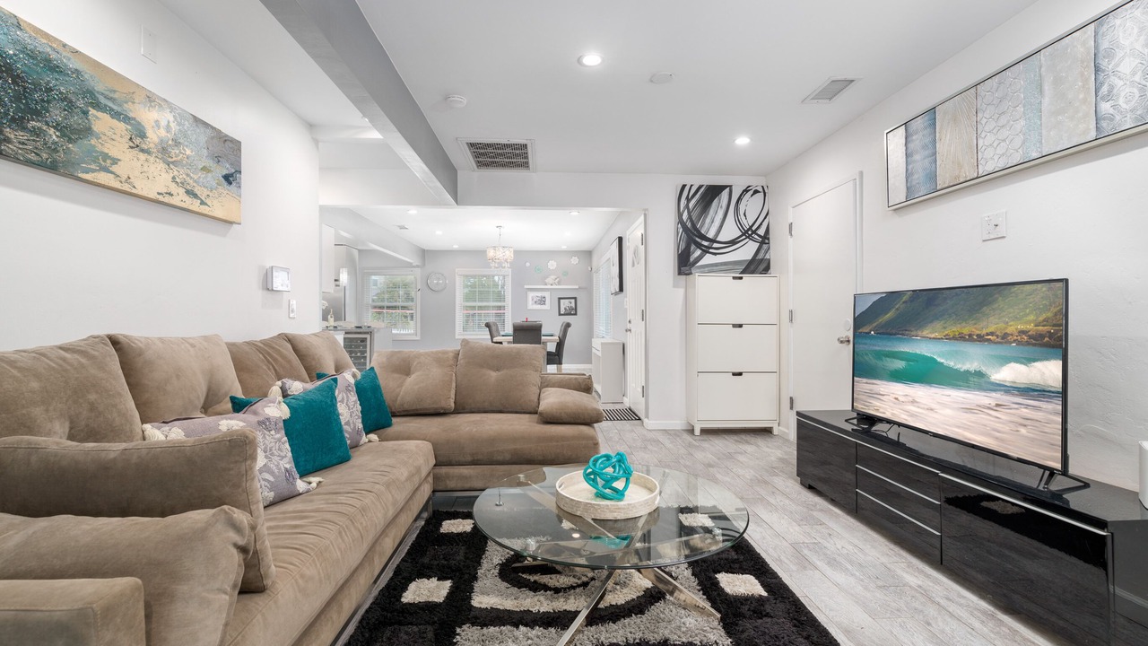 Photo of Livingroom in Loma Portal