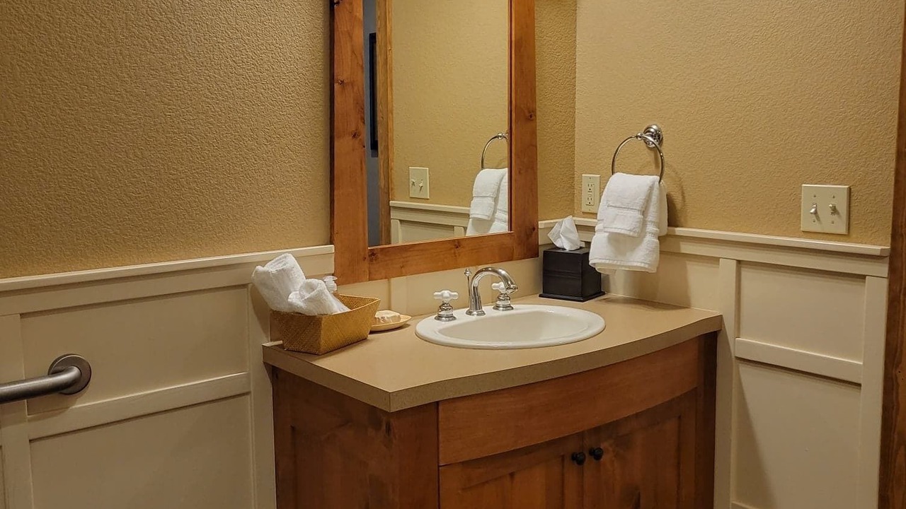 Photo of Bathroom in Kellogg