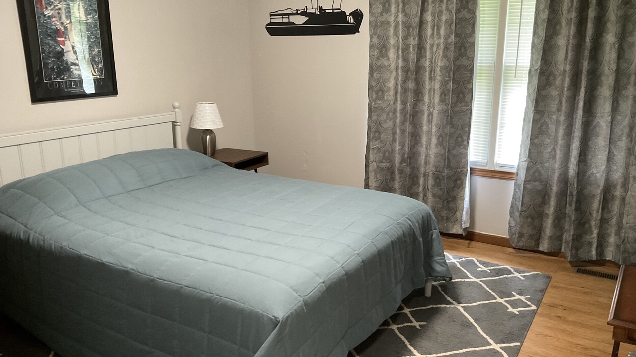Photo of Bedroom in Howard