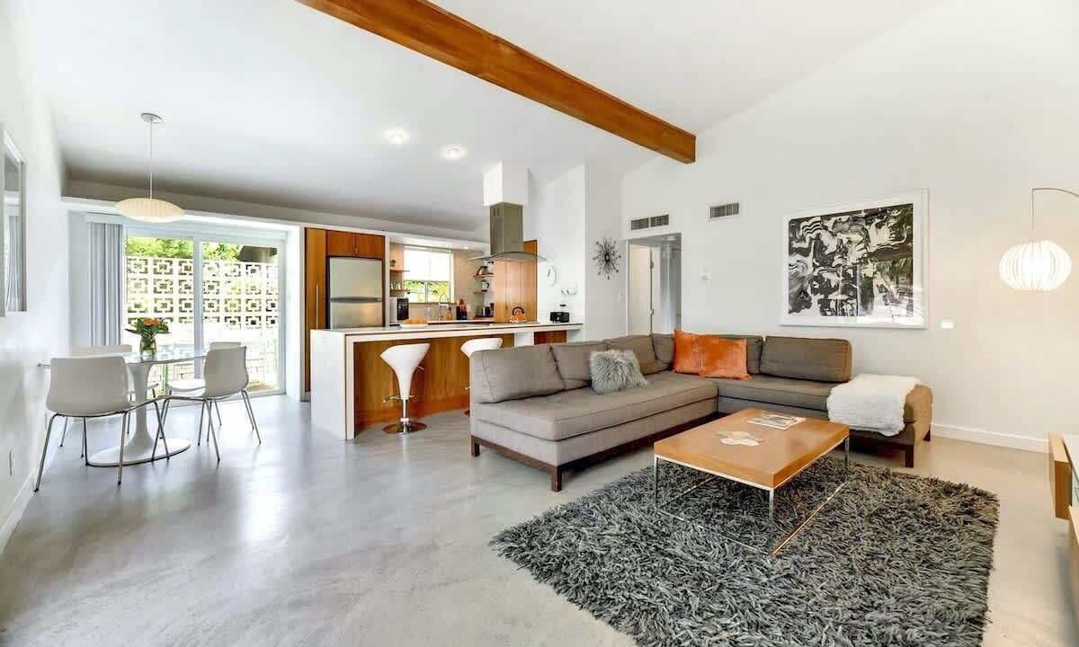 Photo of Bedroom in South River City