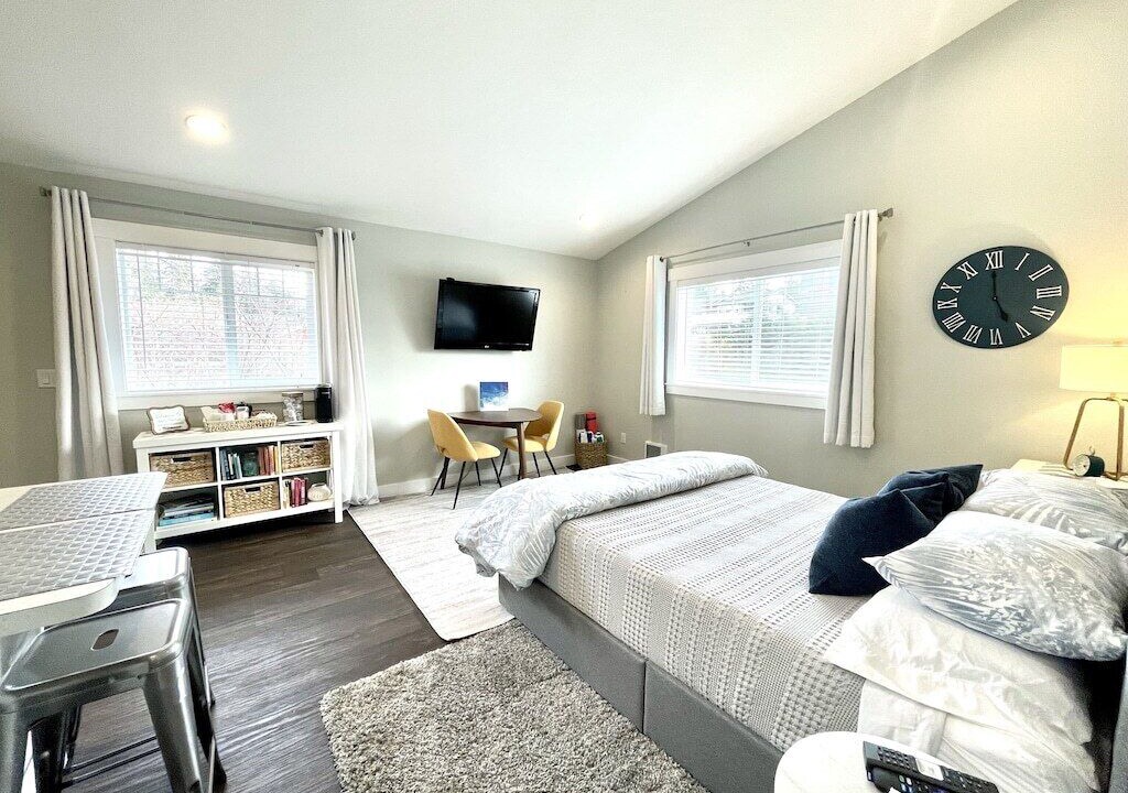 Photo of Bedroom in Edmonds