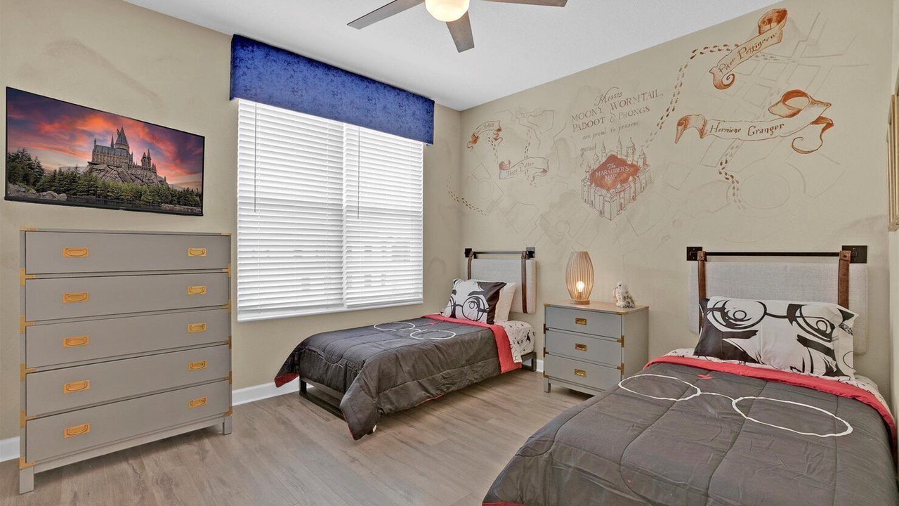 Photo of Bedroom in Bay Lake