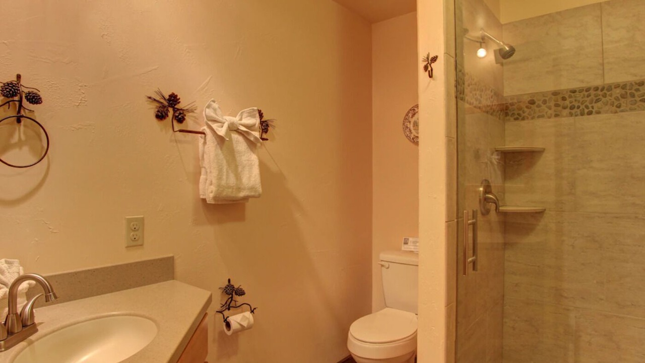 Photo of Bathroom in Lazy Acres