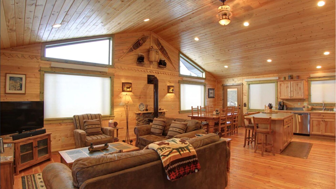 Photo of Bedroom in Lazy Acres