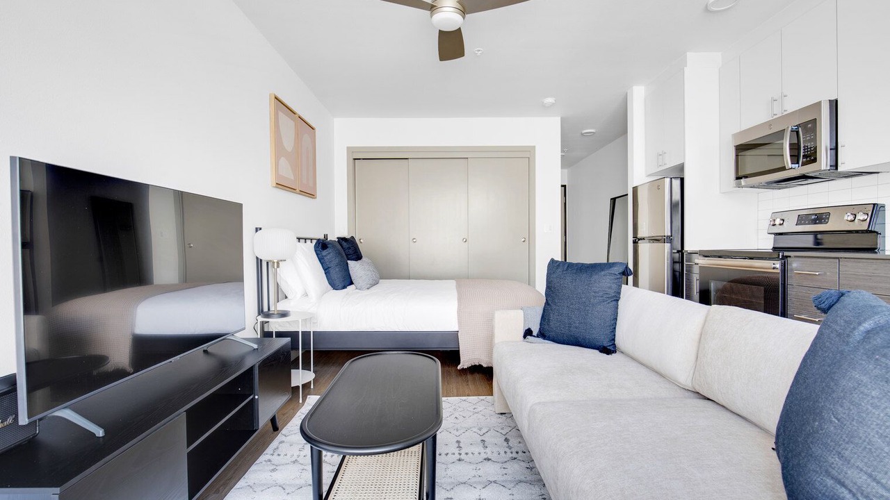 Photo of Livingroom in Columbia City