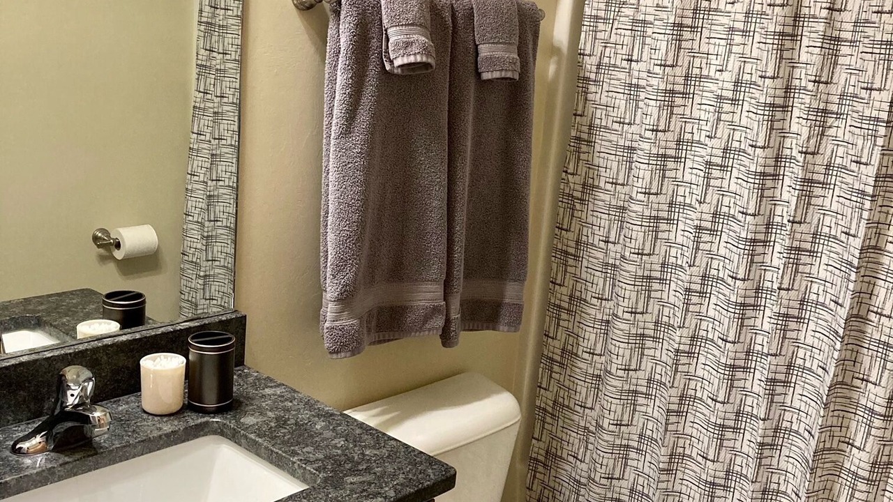 Photo of Bathroom in Four Corners