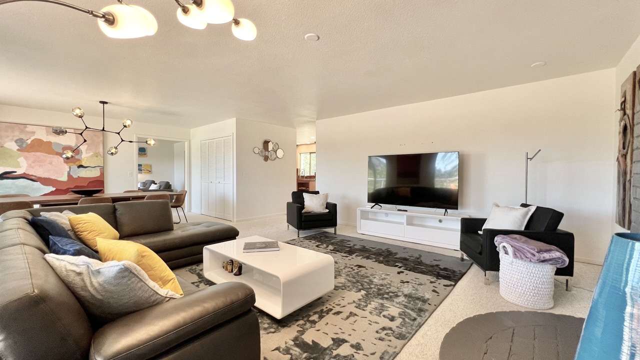 Photo of Bedroom in Santa Rosa