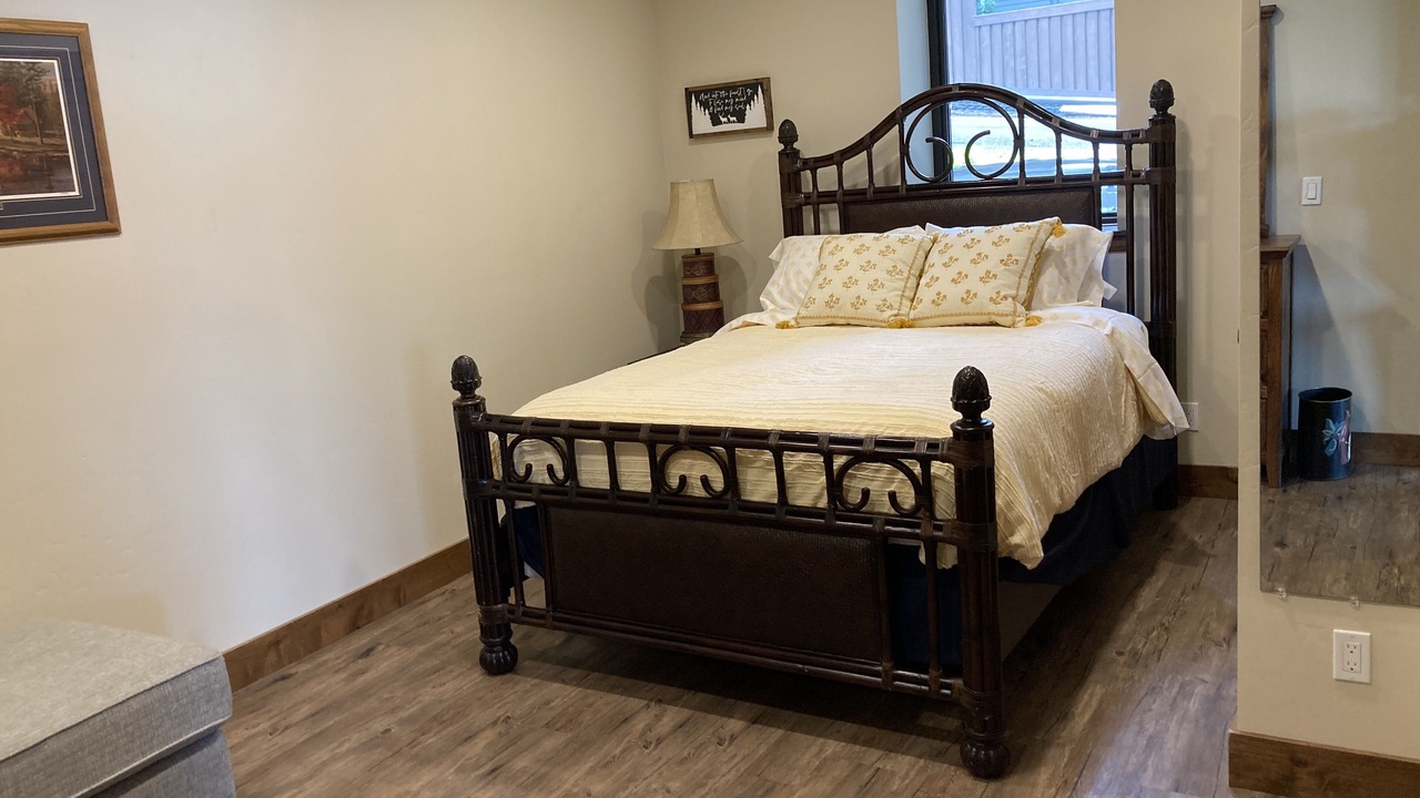 Photo of Bedroom in Hayden View Estates