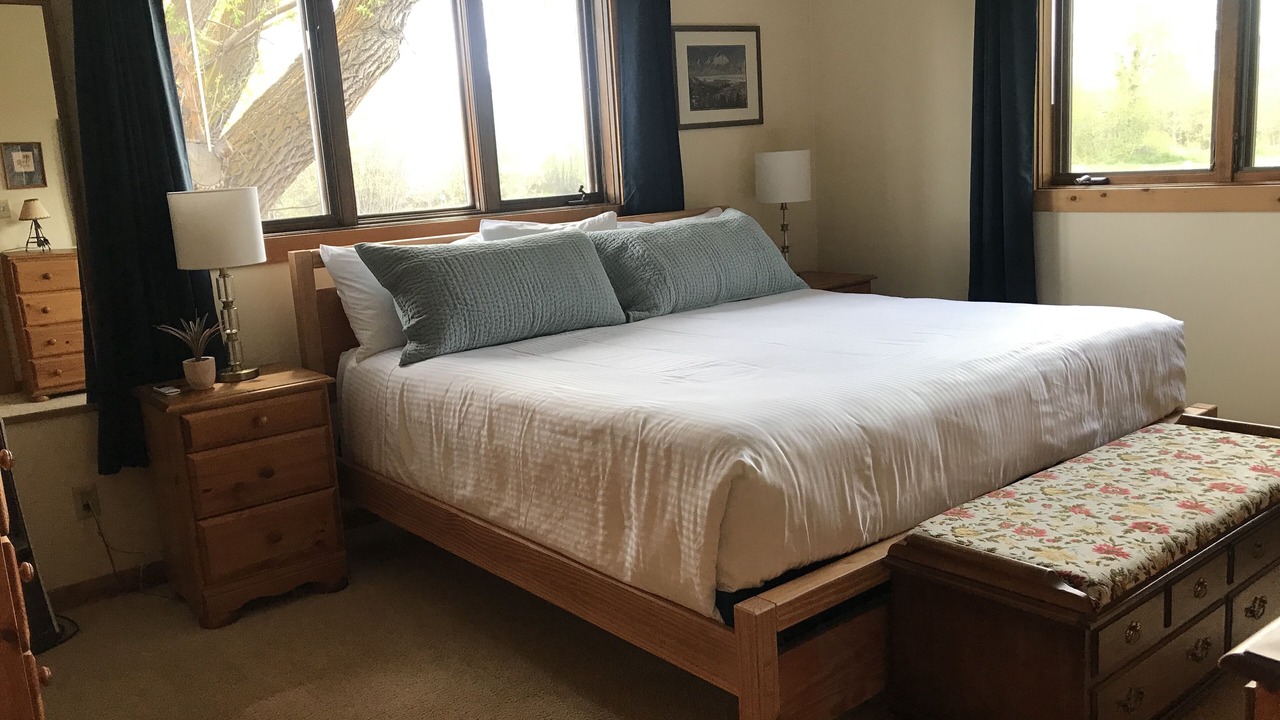 Photo of Bedroom in Jackson
