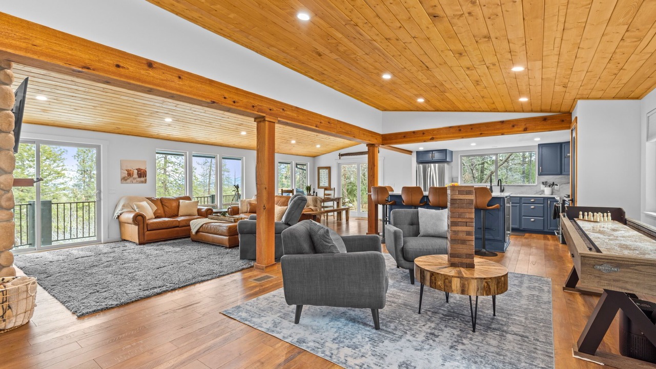 Photo of Livingroom in Post Falls