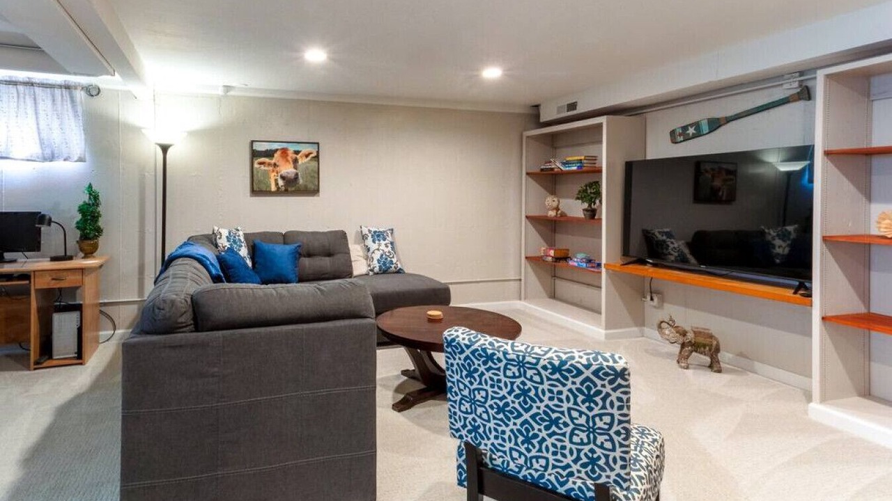 Photo of Bedroom in Garden District