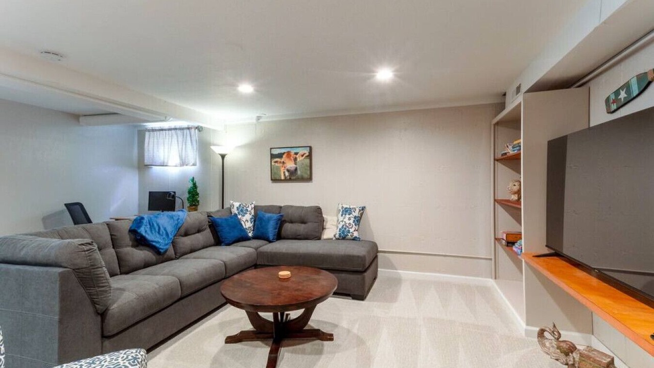 Photo of Bedroom in Garden District