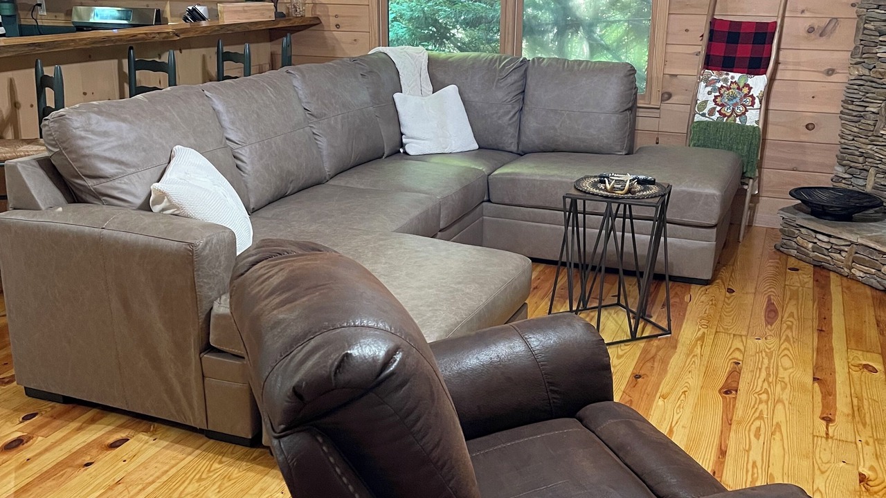 Photo of Livingroom in Ellijay