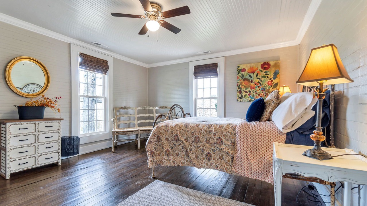 Photo of Bedroom in Cooleemee