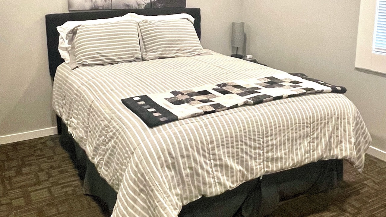 Photo of Bedroom in Ames