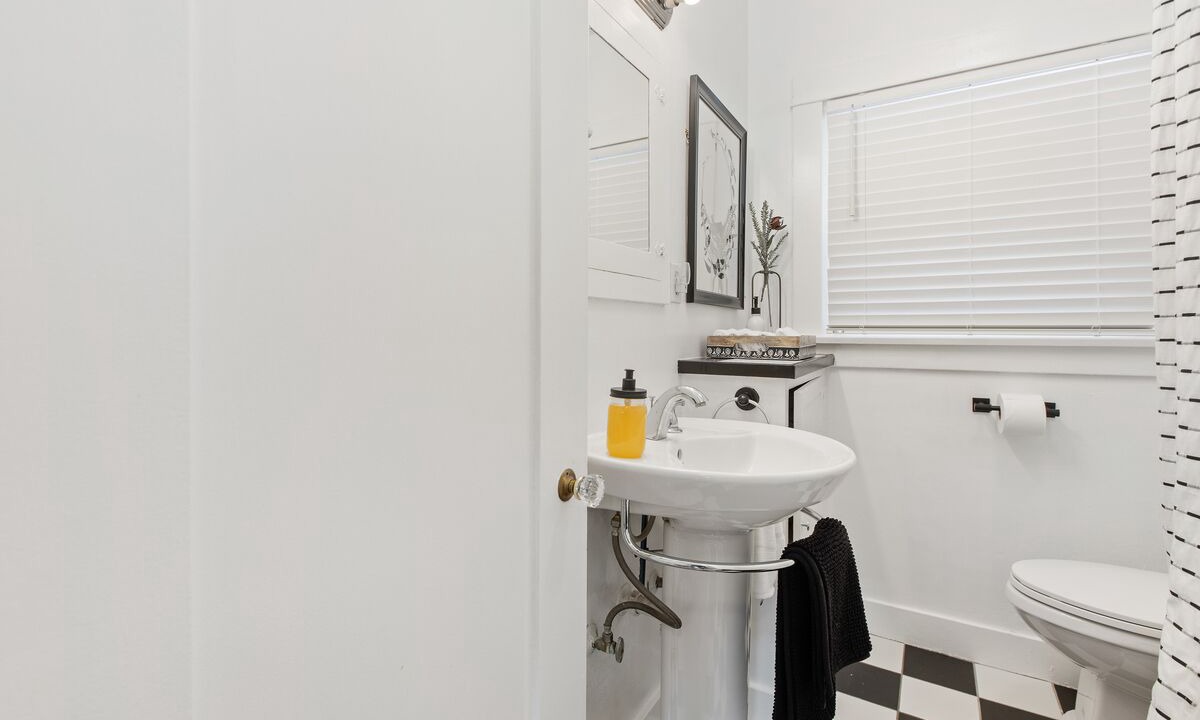 Photo of Bathroom in South Park
