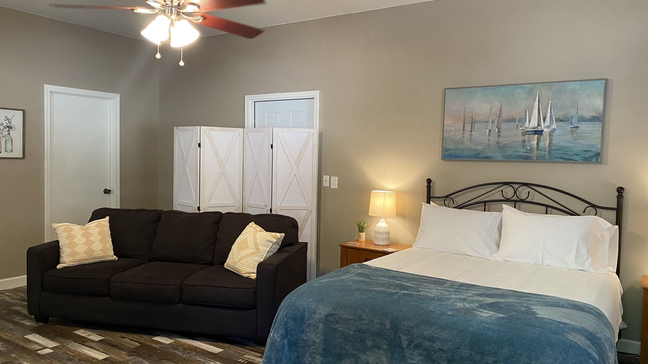Photo of Bedroom in Evening Shade