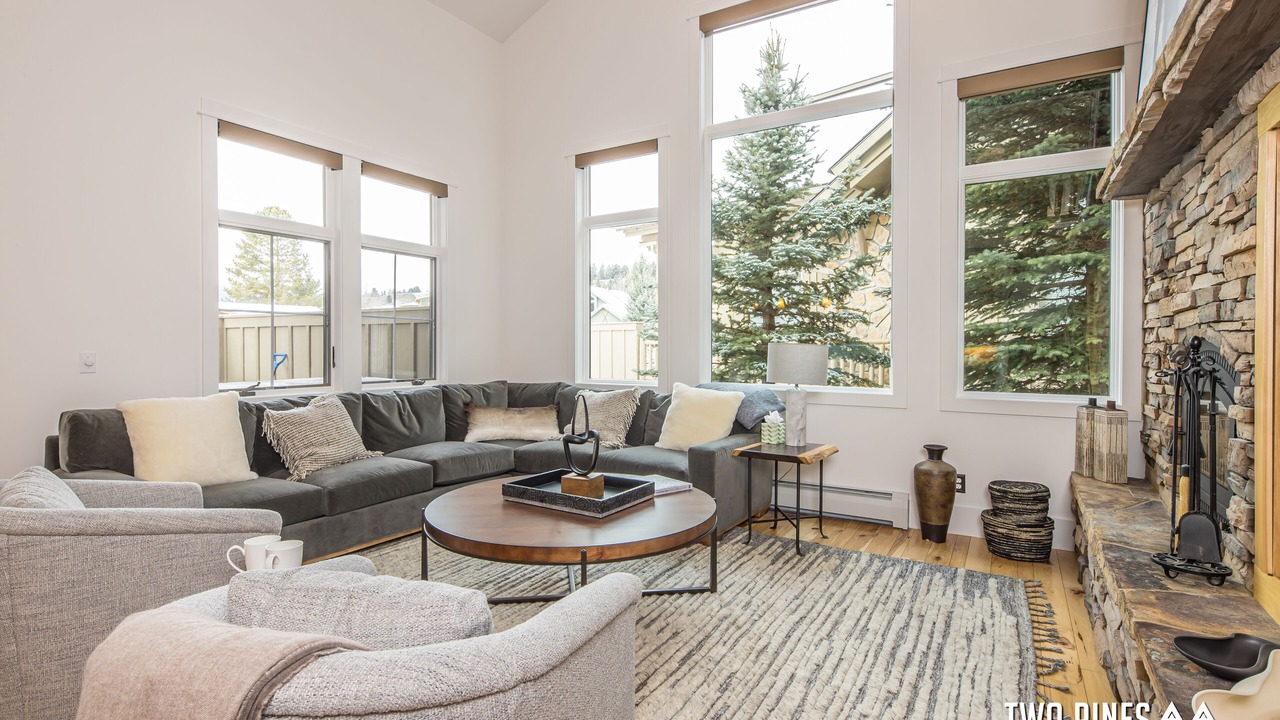 Photo of Livingroom in Big Sky Meadow Village